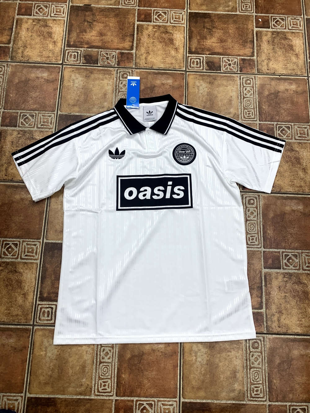 adidas Originals Oasis 2025 World Tour Jersey Size M